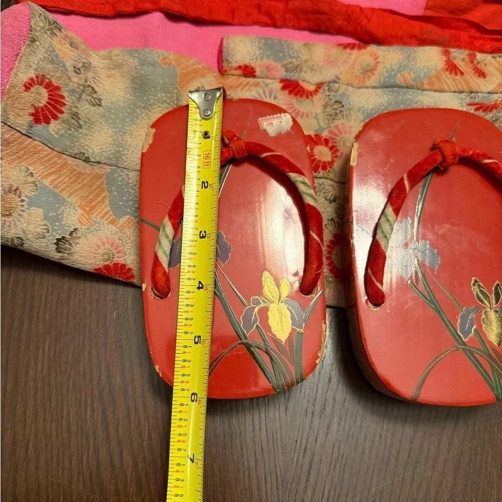 Rare Vintage 1920’s Child’s Kimono and Wooden Sandals